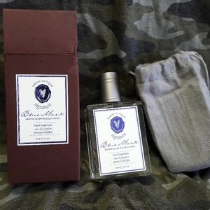 Jack black  blue mark